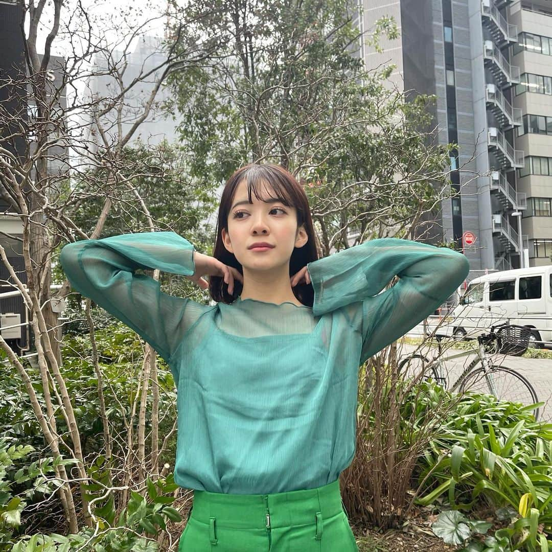 谷岡美沙紀さんのインスタグラム写真 - (谷岡美沙紀Instagram)「﻿ ﻿ 今日は﻿ 早めにねまする！！！﻿ ﻿ ﻿ ﻿ ﻿ ﻿ ﻿ ﻿ ﻿ ﻿ ﻿ ﻿ ﻿ ﻿ ﻿ ﻿ ﻿ #ボブヘアー#耳掛けショート #カラーメイク #コーデ#ヘアアレンジ#ootd﻿ #ショートヘア#横顔 #ナチュラルメイク#メイク#裸眼メイク#ビジョビ#ヘアアレンジ動画#作品撮り#黒髪ボブ#かきあげ前髪 #l4l #makeup#portrait#port#make#hair#model#giri #ootn #selfie #좋아요반사#팔로우미#맞팔#셀스타그램」2月27日 22時41分 - misakitanioka_official