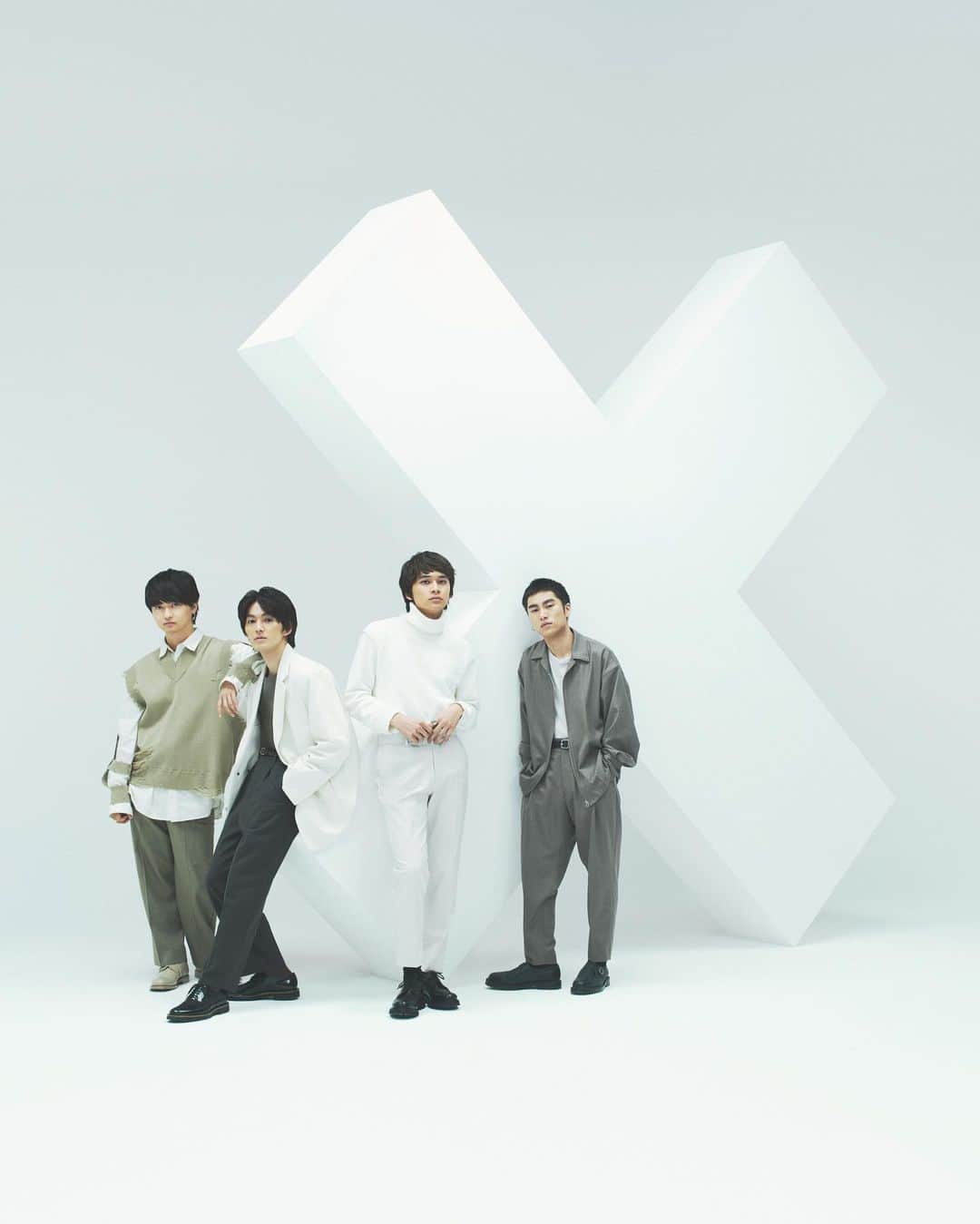 長山一樹のインスタグラム：「2/24に発売された北村匠海率いるDISH//の4th FULL ALBUM 『X』のCDジャケットの撮影を担当させていただきました。  @dish__official  #dish #北村匠海 #矢部昌暉 #橘柊生 #泉大智  Creative Director : @smzksk  Creative Director & Copywriter : Masaharu Kumagai  Art Director : @kana_takara  Graphic Designer : Asako Yano, Mami Shimizu (TWOPLATOON) Photographer: Kazuki Nagayama  Stylist : Shinya Tokita Hair & Make-up : Asako Satori, Yusuke Kasuya Producer : Ryota Kajihara, Rabu Kadomae (amana) Production Manager : Tomoa Mukai (amana) Retoucher : Mio Kawano(amana) Artset : Shu Nakama(SUI)  #photography #portrait #hasselblad #kazukinagayama #長山一樹 #ハッセルブラッド #中判カメラ #ポートレート」