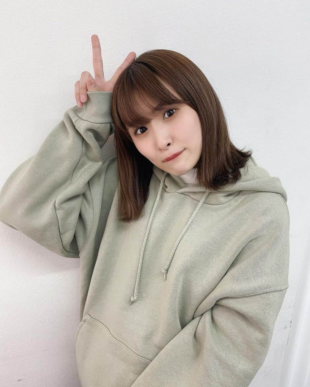 川崎優菜さんのインスタグラム写真 - (川崎優菜Instagram)「. . .  @freaksstore_official  さんの パーカー色合いと このダボダボ感がお気に入り💫  ﻿ #川崎優菜 #岩手 #岩手出身　#服　#私服﻿  #春色　#春カラー  #パーカー　#パーカー好き ﻿#フリークスストア #fashion  #freaksstore  #instagram  #instalike #instafashion  #japan #tokyo #iwate #kamaishi」2月27日 23時00分 - yuna.kawasaki.29