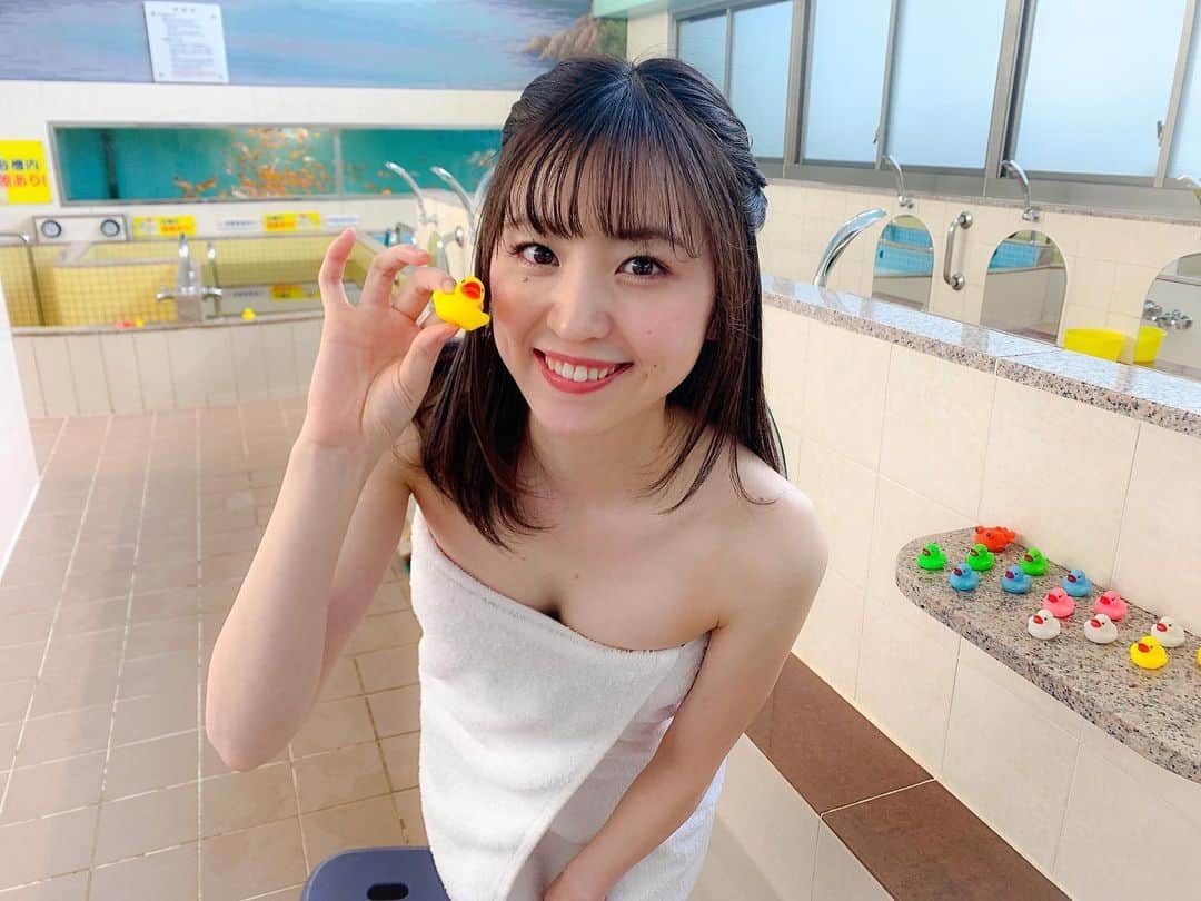 船岡咲のインスタグラム：「・﻿ ・﻿ ○﻿ ﻿ ﻿ のぼせて、ふやけて、大変だった！﻿ ﻿ ﻿ ﻿ 銭湯撮影♨️📷﻿ ﻿ ﻿ #銭湯﻿ #撮影﻿ #バスタオル﻿ #グラビア﻿ #グラビアアイドル﻿ #インスタ グラビア」