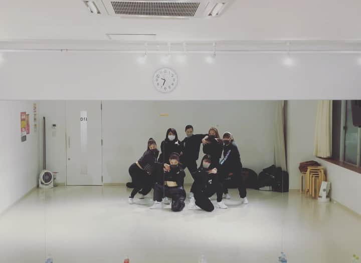 のインスタグラム：「Choreo @riko0429 🌼  Dancer  @yumeki715 @i_am__canon @kokooo_328 @roza_terra @__rico______ @ririna_pearl.61   #doit#chloehalle#citygirls#dojacat#mulatto  @chloexhalle @citygirls @dojacat @mulatto」