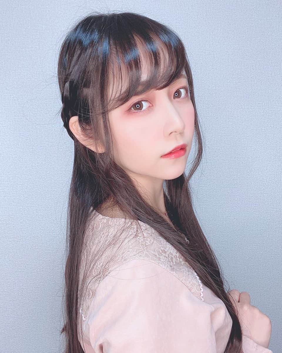 のインスタグラム：「Good night☺️ ･ ･ ･ #portraitphotography #portrait_shots  #instagram #fashion  #modeling #portrait #portraitphotography #portrait_shots  #japanesegirl #萌 #自拍 #swag #맞팔 #맞팔해요 #otakugirl #otaku #コスプレイヤー  #ポートレート #ポートレートモデル #ポートレート女子 #被写体 #ポトレ #モデル #自撮り #自撮り女子 #コスプレイヤー自画撮り部 #黒髪 #cosplay #cosplayer」