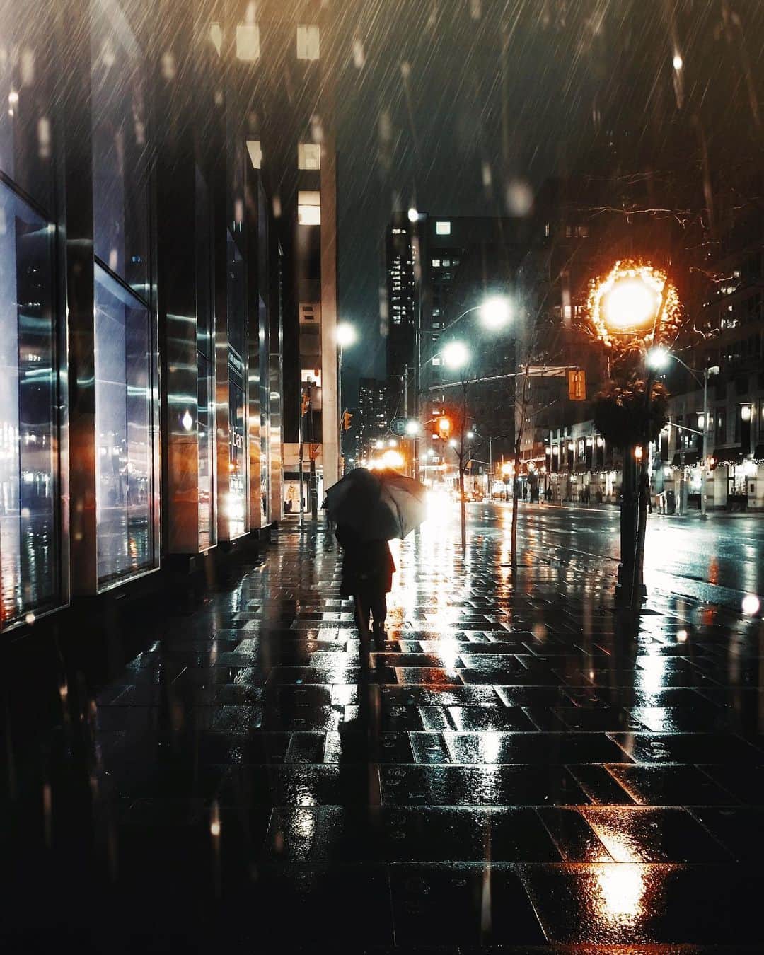 kaelのインスタグラム：「This night has opened my eyes」