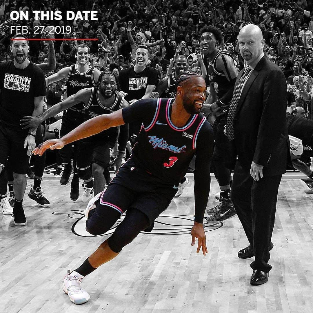 espnさんのインスタグラム写真 - (espnInstagram)「Two years ago, D-Wade channeled his inner Mamba by hitting the game-winner and then gave a shoutout to Kobe ⚡️🐍」2月28日 0時20分 - espn