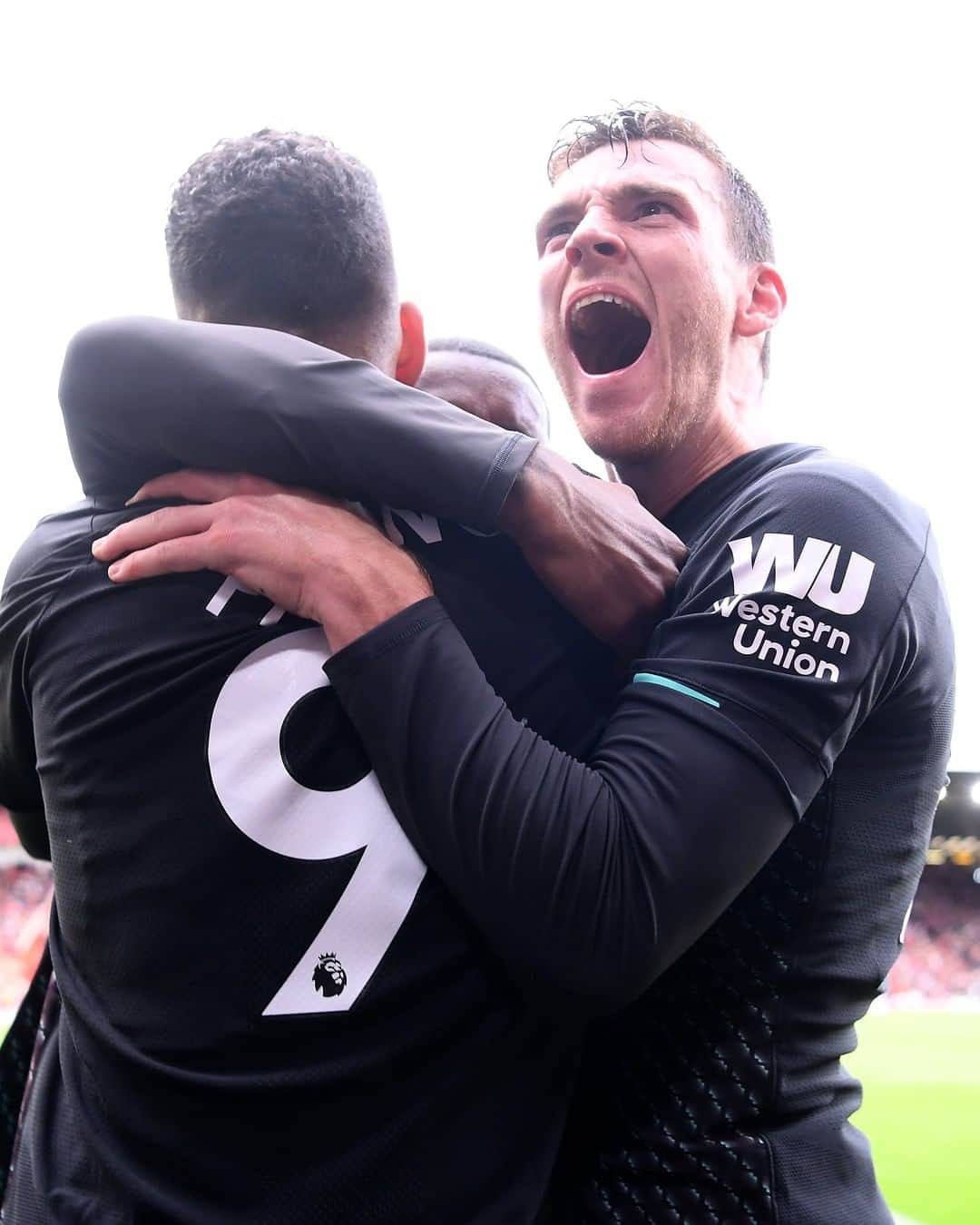 リヴァプールFCさんのインスタグラム写真 - (リヴァプールFCInstagram)「Bramall Lane 2019 📸 #SHULIV #LFC #LiverpoolFC」2月28日 1時02分 - liverpoolfc