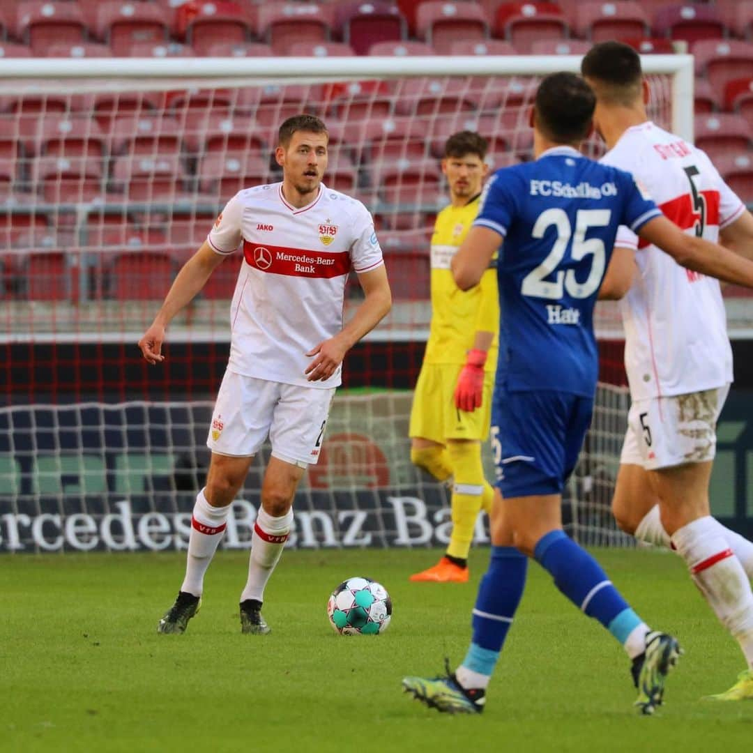 ヴァルデマール・アントンのインスタグラム：「Wichtiger Heimsieg heute, wir machen weiter 🧿 #vfbstuttgart #wowa⛰」