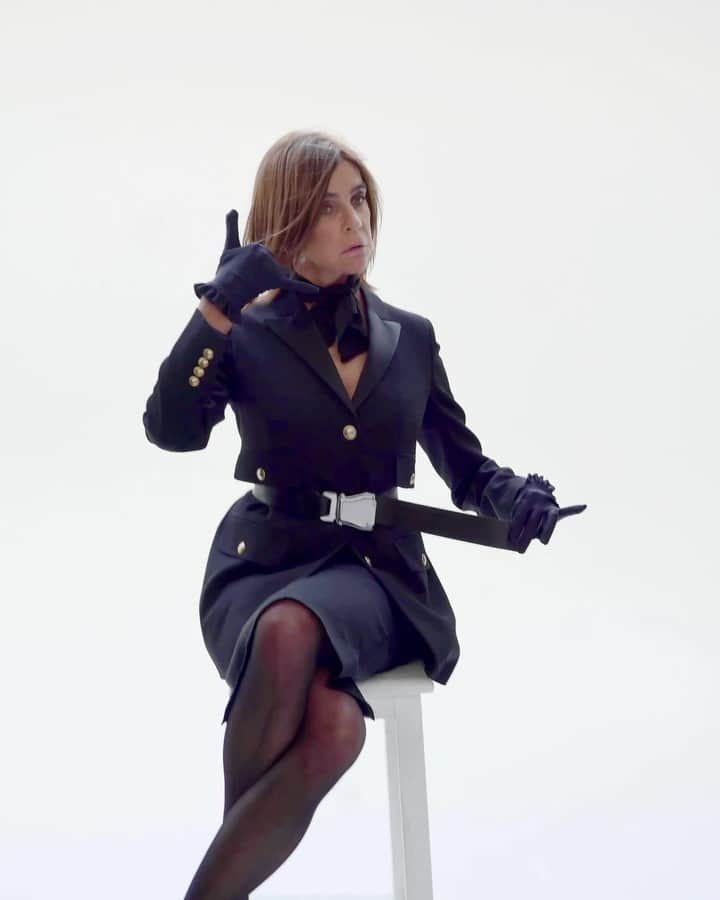 カリーヌ・ロワトフェルドのインスタグラム：「Taking my new co-pilot role very seriously 🥰 Come fly with us #AIRCR @crfashionbook ✈️」