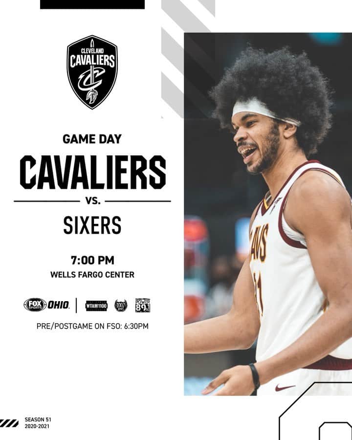 キャブスのインスタグラム：「Game night in South Philly! #BeTheFight」