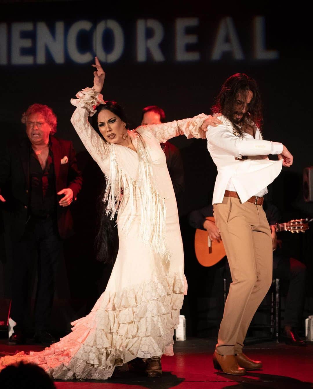 DeFlamenco.comさんのインスタグラム写真 - (DeFlamenco.comInstagram)「Belén López & Rapico en Flamenco Real, Madrid.   @belenlopezflamenco @rapicobailaor @teatro_real   #flamenco #deflamenco #fotoflamenco #flamencomadrid #madridflamenco  📷 @manjavacas.flamenco」2月28日 2時38分 - deflamenco