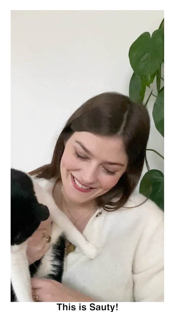 Longchampのインスタグラム：「— talking all things #LongchampTresParis, with the most charming accent bien sûr!  #Longchamp」