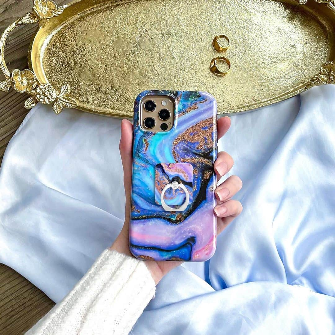 VELVETCAVIARさんのインスタグラム写真 - (VELVETCAVIARInstagram)「This case has us feeling some type of MILKY way ⭐️ what’s your fav space themed movie? Star Wars? Star Trek? Let us know! We love a good movie rec! #velvetcaviar」2月28日 3時21分 - velvetcaviar