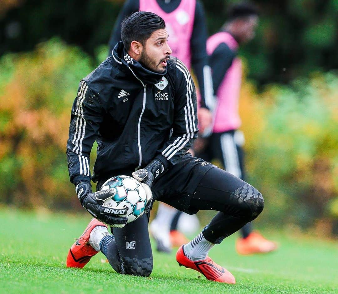 ラファエル・ロモさんのインスタグラム写真 - (ラファエル・ロモInstagram)「Focus on Monday 💪🏽💪🏽 @ohleuven #RafaRomo1 #goalkeeper #belgium🇧🇪」2月28日 3時38分 - rafaromo1