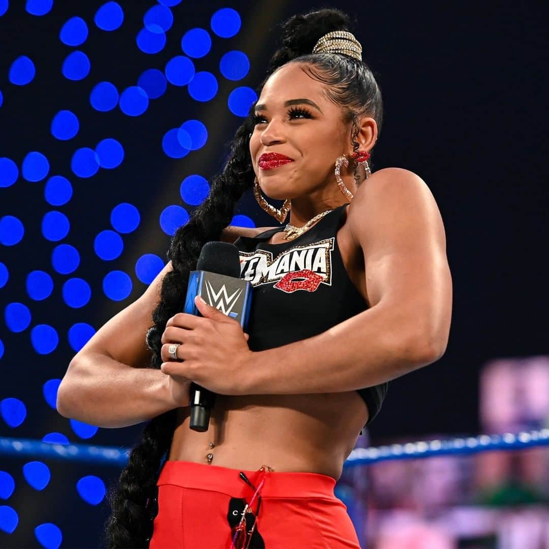WWEさんのインスタグラム写真 - (WWEInstagram)「The face you make when you know you're going to shine on The #GrandestStageOfThemAll. @biancabelairwwe #WrestleMania #SmackDown」2月28日 4時28分 - wwe