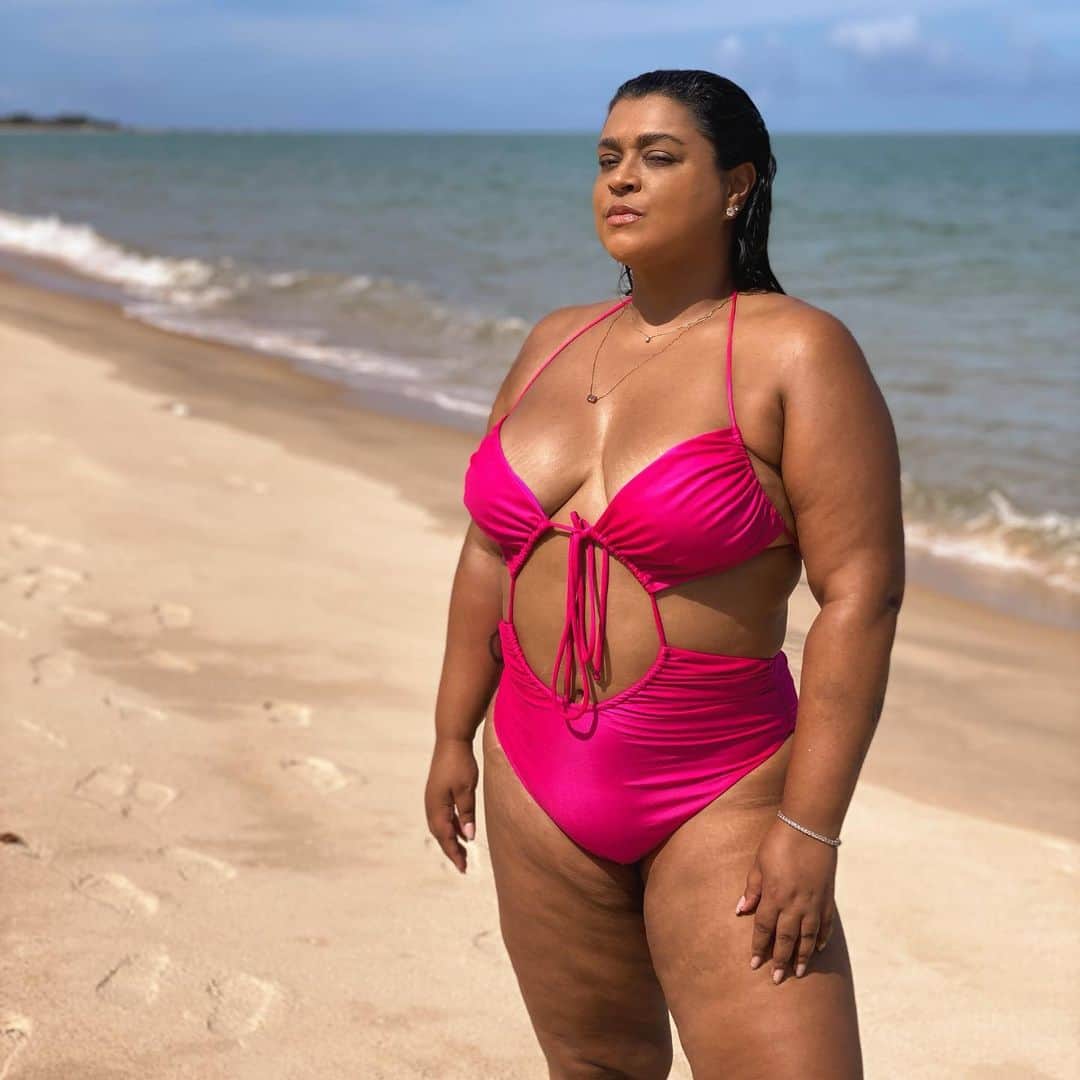 Preta Gilのインスタグラム：「Último mergulho no paraíso nessa vinda, porque voltaremos muitas vezes @vilanaia !!!! #pretasendopreta #mozisroadtrip」