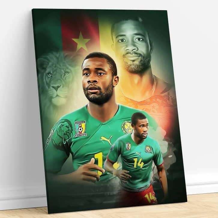 オーレリアン・シェジュのインスタグラム：「Thank you @seb_designes ...🇨🇲🤜🏾🤛🏾. Génie」