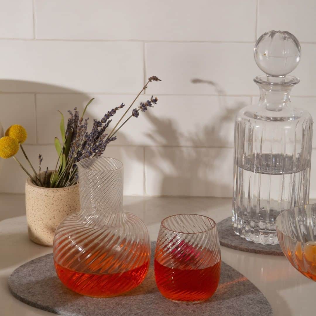 グラフ&ランツのインスタグラム：「Spritzing on a Saturday」