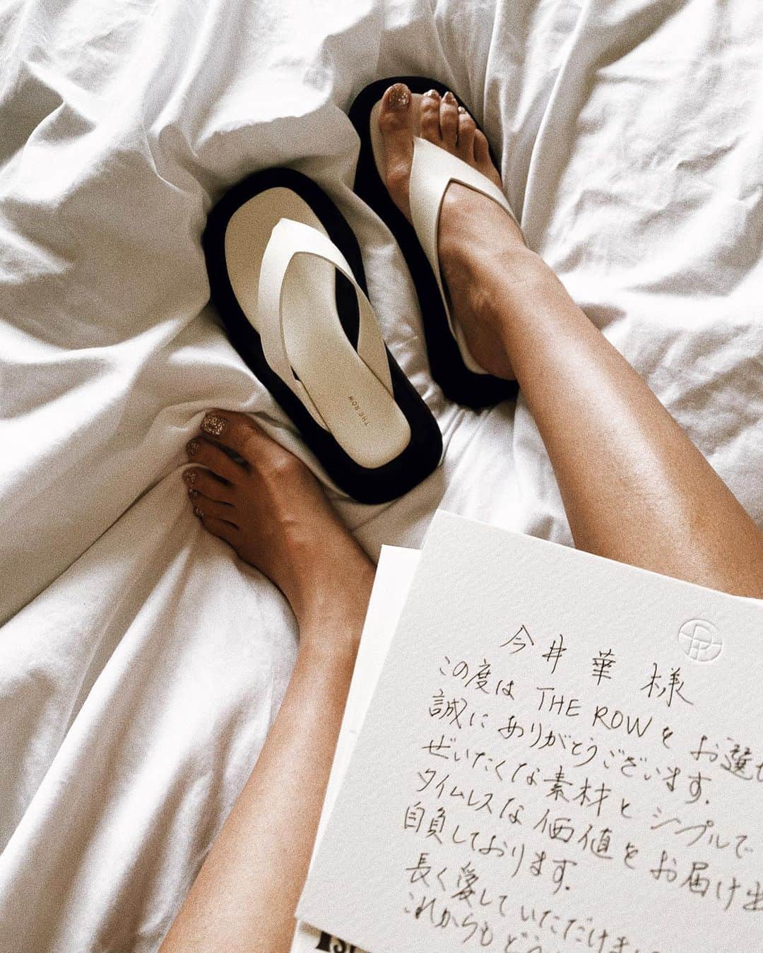 今井華さんのインスタグラム写真 - (今井華Instagram)「やっぱり欲しくなり☁️ 手書きのお手紙っていつの時代も好きだなー。 @therow」3月25日 11時39分 - imaihana