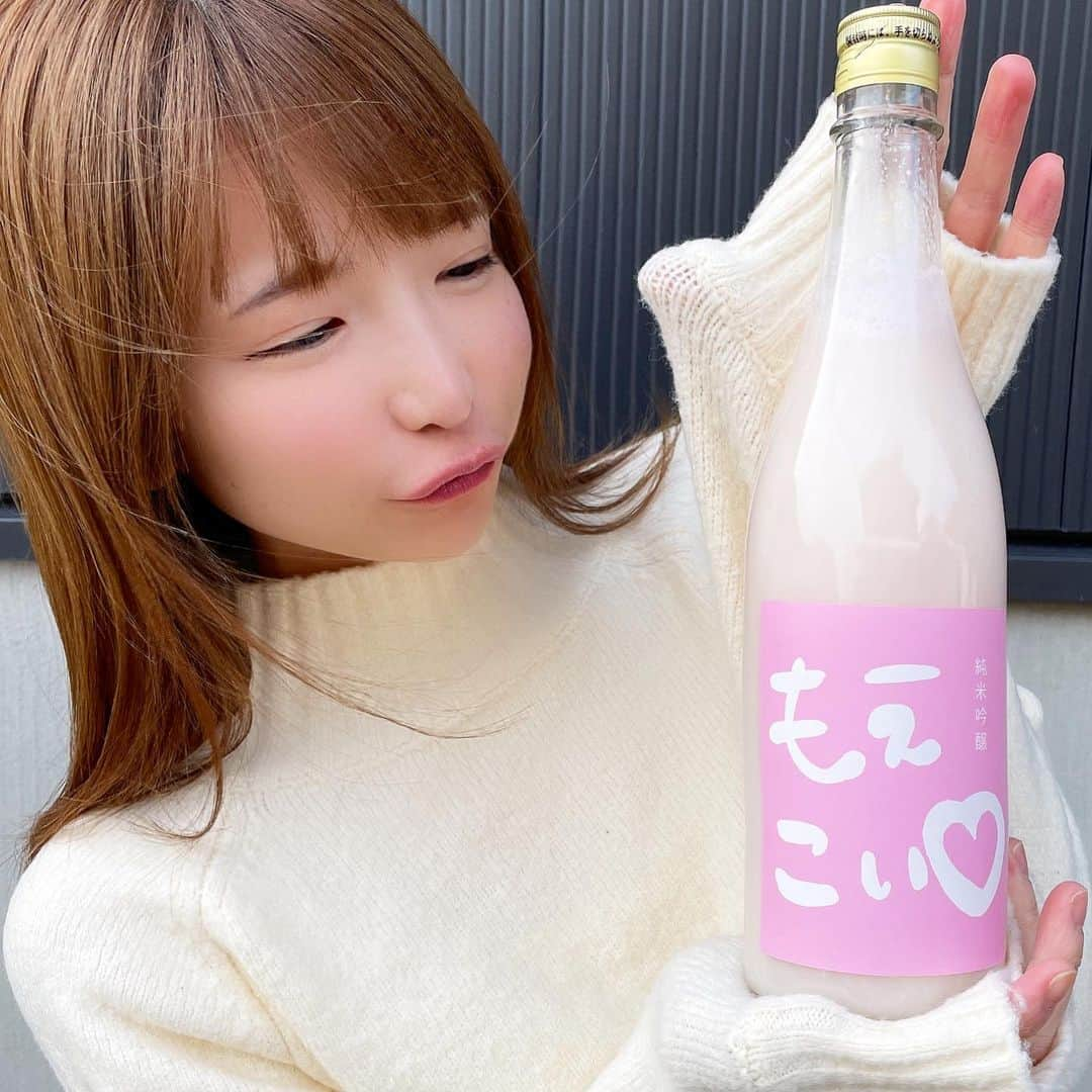 もえのあずきさんのインスタグラム写真 - (もえのあずきInstagram)「🌸もえこい🌸  #もえこい#日本酒#もえあず日本酒#純米吟醸#日本酒女子 #日本酒好き #日本酒造り#新澤醸造店 #japanesesake #japanesefood #japanesegirl」3月25日 12時12分 - moeazukitty