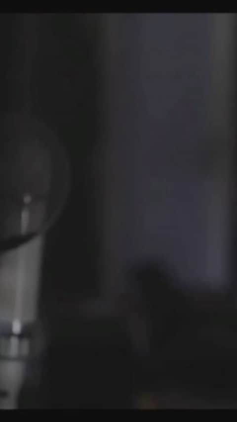 アリアナ・グランデのインスタグラム：「coming up with the ‘positions’ outro @tbhits @billy.hickey @katiatemkin」