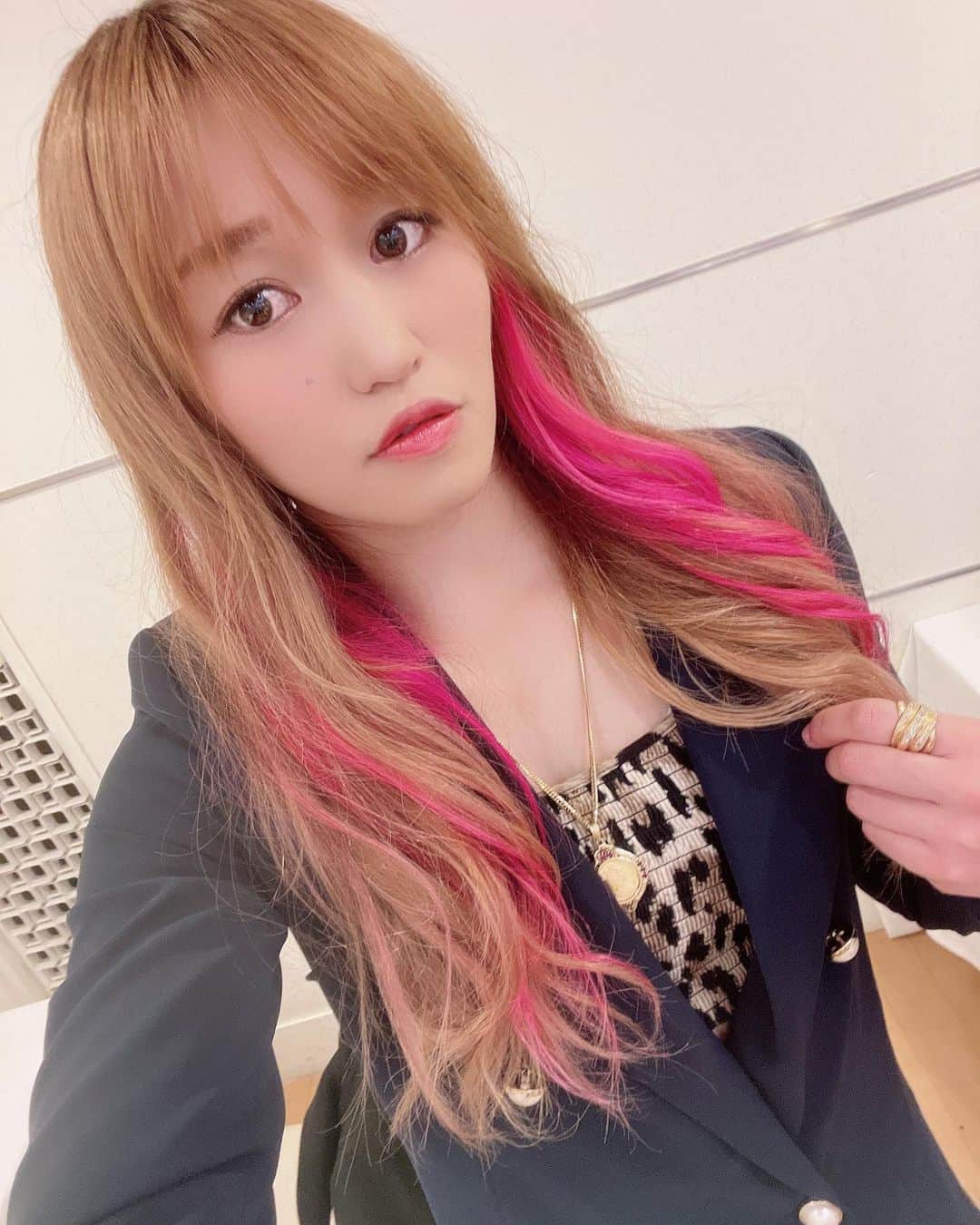 のインスタグラム：「おはよっ  今日も一日頑張りましょ  ※写真は昨日の  #stardom #photography  #goodmorning」