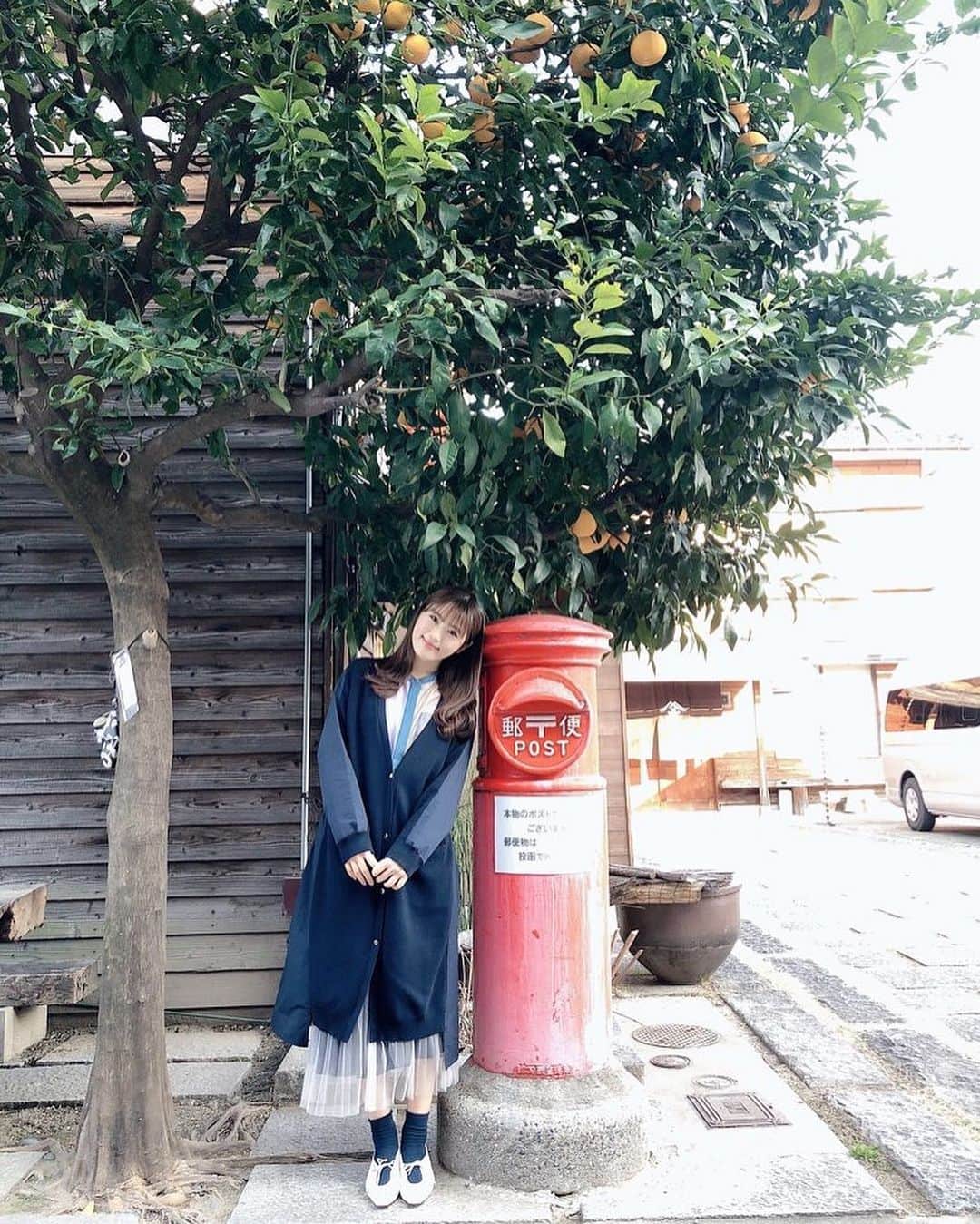 渋谷凪咲さんのインスタグラム写真 - (渋谷凪咲Instagram)「🌳📮🍊  #いつぞやの #ロケの合間に #京都 #穏やかなでのんびりした場所って幸せです〜🐈」3月25日 21時17分 - nagisa_nikoniko