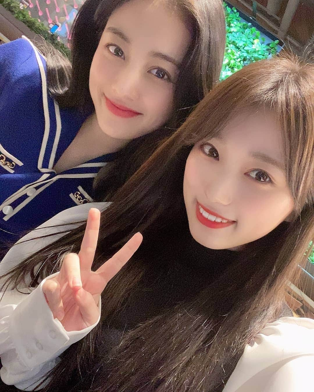 IZ*ONEさんのインスタグラム写真 - (IZ*ONEInstagram)「지효언니랑...💕  ジヒョオンニと💕  #나코 #なこ #矢吹奈子 #IZONE #아이즈원 #アイズワン」3月25日 21時31分 - official_izone