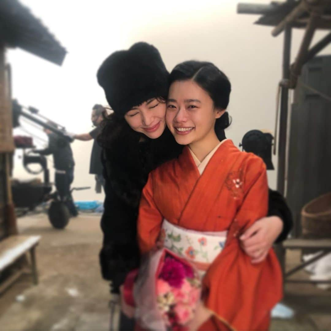 杉咲花さんのインスタグラム写真 - (杉咲花Instagram)「おおきに、百合子さん。💞」3月25日 13時26分 - hanasugisaki