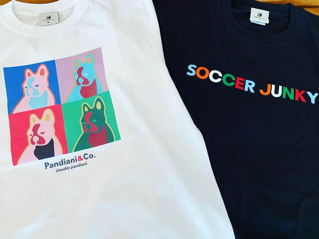 野村直輝さんのインスタグラム写真 - (野村直輝Instagram)「祝!!1周年♪ 日頃からサポート頂いている、 soccerjunky/claudiopandiani の直営店、ららぽーと立川立飛が 1周年を迎えます🤩  今僕が着用している商品以外にも 1周年記念モデルがたくさん販売するとの事です。 良かったらチェックしてみて下さい!!  状況的にご来店出来ない方にも、 ららぽーと公式通販の&mall購入できるみたいです♪ チェックしてみて下さい!!  ＆mall https://mitsui-shopping-park.com/ec/shop/cdpn?gender=MEN  #一周年 #一周年記念モデル #ららぽーと立川立飛 #クラウディオパンディアーニ #claudiopandiani #サッカージャンキー #soccerJunky #謙介みたいに雰囲気出して写真撮るの難しい。笑 #津田知宏 #つーだつーだつーだつーだつーだつーだとーもーひーろっ」3月25日 16時24分 - naoki.nomu