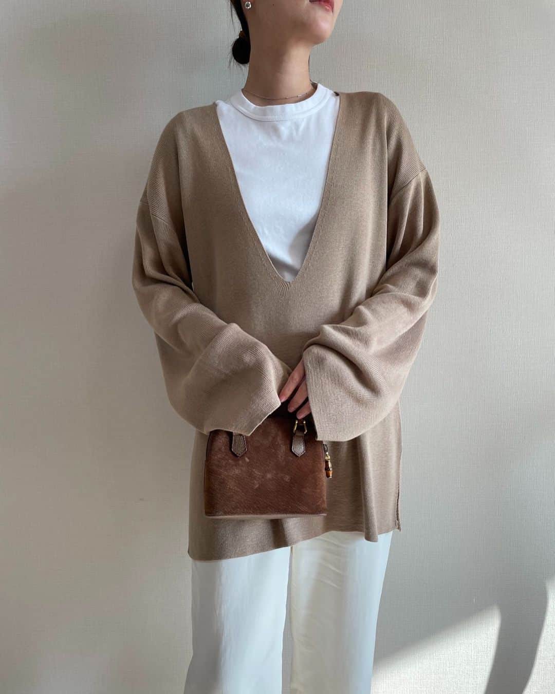 のインスタグラム：「きょうのふく🧦👝🐒」