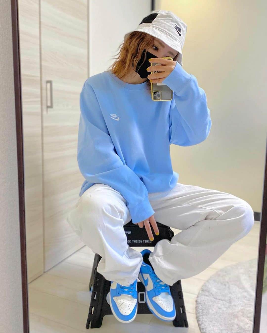 のインスタグラム：「ナイキコーデ✌︎﻿ ﻿ ご本人様👩→ @aka._._s﻿ ﻿ ⛳️ @street_zyoshi_の兄弟アカウントを紹介⛳️﻿ Nextreet→@_nextreet_﻿ リッチギャング→@rich_fashion_gang ﻿ ﻿ 🍕スト女子とは？﻿ 当アカウント（スト女子）では『彼女にこんなストリートコーデをしてほしい😍』をコンセプトに素敵な﻿ ストリート女子をRepostで紹介させていただいております❤️﻿ ストリートファッションが好きな人はfollow✨﻿ 写真は全てご本人様に【掲載許諾】を取っております☺️﻿ ﻿ ------------------﻿ #nextreet﻿ #リッチギャング﻿ #スト女子﻿ #シュプリーム﻿ #ストリート系ファッション﻿ #ストリートファッション﻿ #シュプリーム女子﻿ #ストリート女子﻿ #エアジョーダン1﻿ #ジョーダン1﻿ #キャップ」