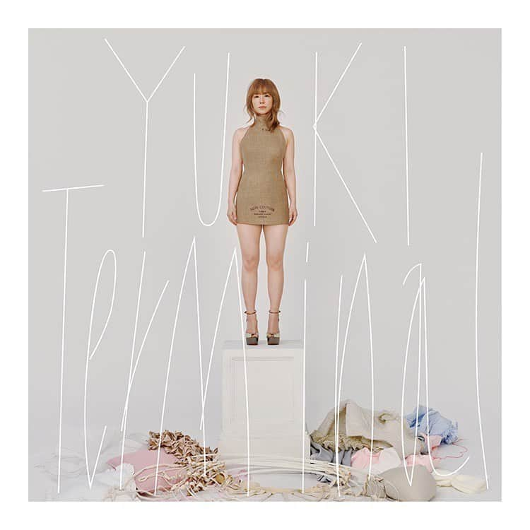 YUKIさんのインスタグラム写真 - (YUKIInstagram)「・  New Album『Terminal』  M-01：My lovely ghost M-02：Baby, it's you M-03：good girl M-04：NEW！！！ M-05：ご・く・ら・く terminal M-06：ラスボス M-07：ベイビーベイビー M-08：雪が消してく M-09：泣かない女はいない M-10：Sunday Service M-11：チューインガム M-12：灯 M-13：はらはらと  4月28日リリースです。  #yuki」3月26日 12時00分 - yukiweb.net_official