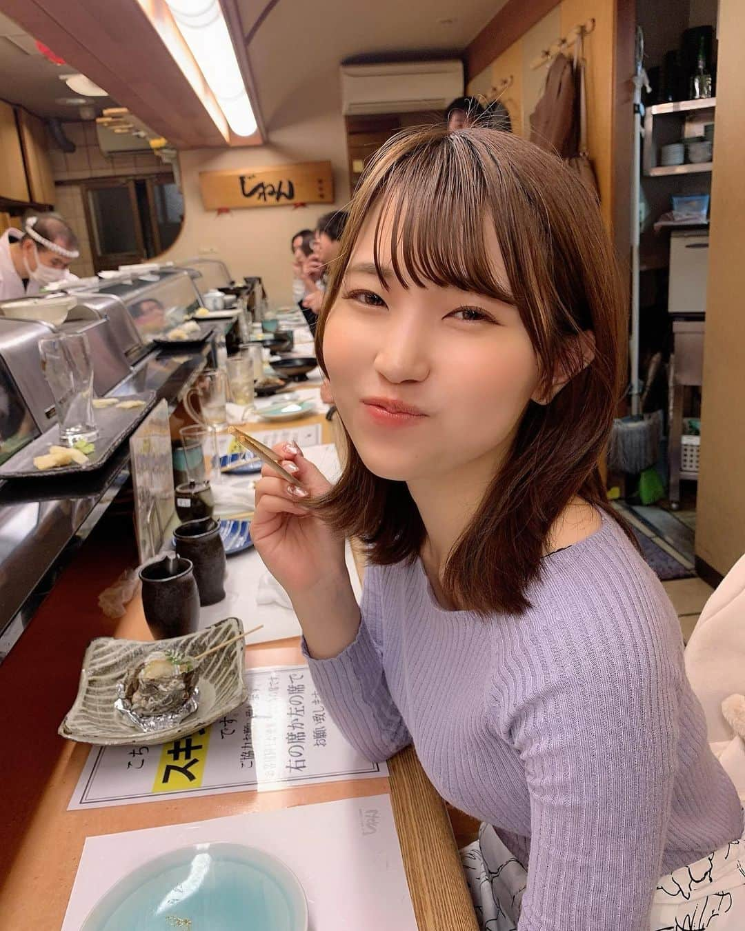 坂東遥さんのインスタグラム写真 - (坂東遥Instagram)「◯ ・ 🍣 𓂃 𓈒𓏸  じねんまた行きたいな〜 うなぎバターほんと天才すぎた  3枚目 つしちゃんが撮ってくれた動画付き👩🏻‍🍳  #じねん #大阪」3月26日 12時21分 - b.haruka1103