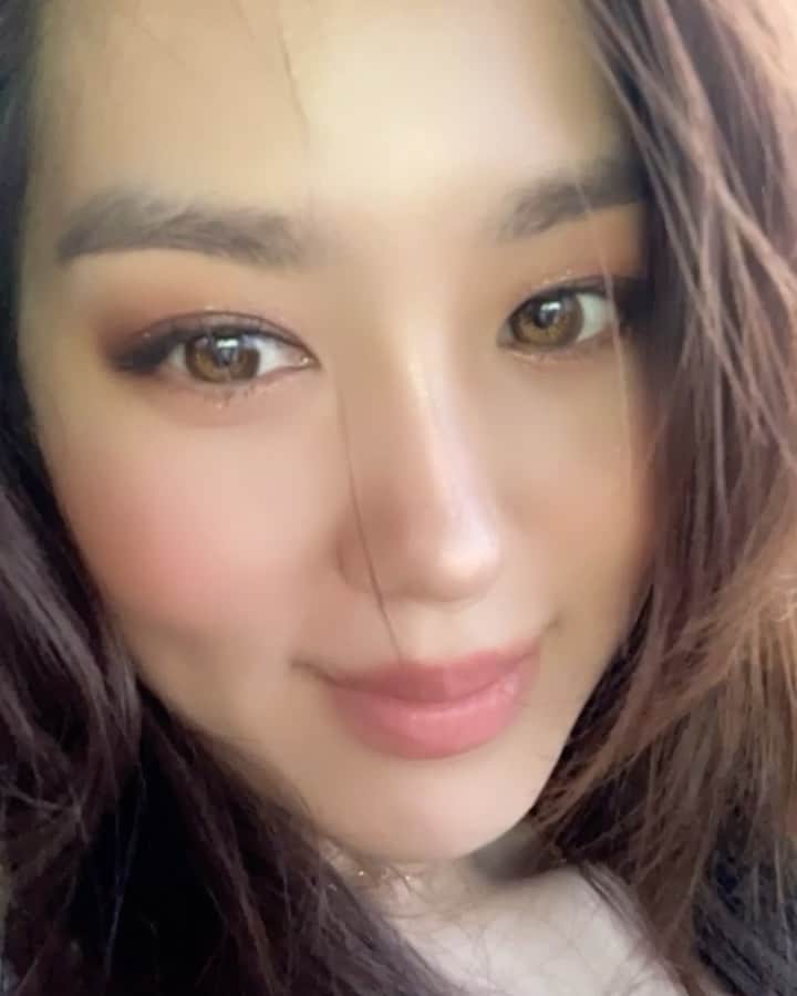 キム・ヒジョンのインスタグラム：「Heyyyyy☺️」