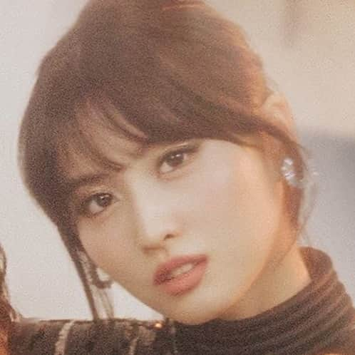 モモさんのインスタグラム写真 - (モモInstagram)「TWICE JAPAN 8th SINGLE『Kura Kura』 2021.05.12 Release -  #MOMO #트와이스 #모모 #平井もも #もも #TWICE」3月26日 15時31分 - momojype