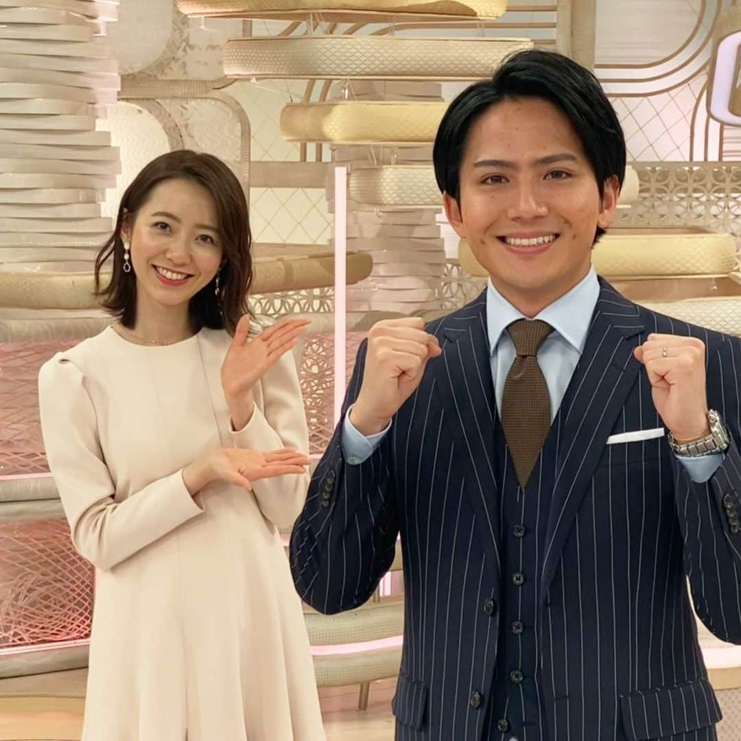 フジテレビ「THE NEWS α」さんのインスタグラム写真 - (フジテレビ「THE NEWS α」Instagram)「.  こんばんは、安宅です。 今日でLive News αを卒業します！ 最後まで頑張りますので、 今日もお付き合いください😊. . .   #livenewsα #ライブニュースα #フジテレビ #fujitv #ニュース #三田友梨佳 #内田嶺衣奈 #内野泰輔 #鈴木唯 #安宅晃樹 #今湊敬樹」3月27日 0時04分 - news_alpha