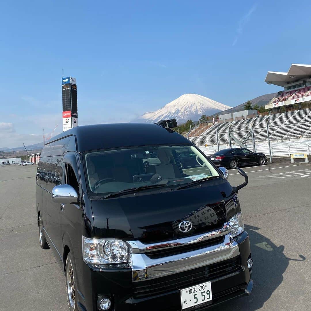 織戸学さんのインスタグラム写真 - (織戸学Instagram)「富士山 パワーあるね。  #maxorido」3月27日 9時19分 - maxorido
