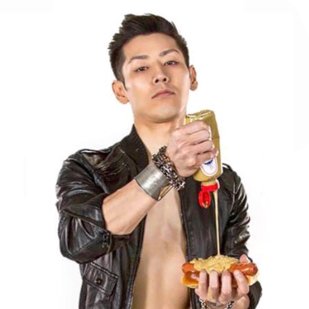 小林尊のインスタグラム：「いいとこで止めてね Tell me when to stop  #hotdog #takerukobayashi」