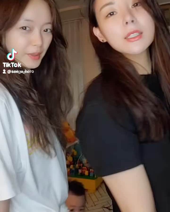 チョン・ソミンのインスタグラム：「#어떤x #제시 💕」