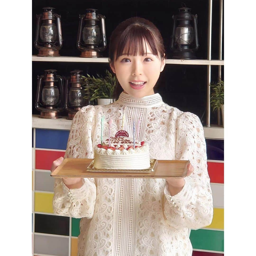 川村那月さんのインスタグラム写真 - (川村那月Instagram)「本日は！川村那月 生誕祭ファンミーティング in東京 が開催されました✨  ツーショットを撮ったりじゃんけん対決も！も〜楽しすぎる時間で、愛がいっぱいの1日でした♪  お越し頂いた皆様、本当にありがとうございました☺🙏️💕  そして遂に、あと４日となりました😭✨ 【リリー・フランキーさん全撮影 川村那月 完全無修正の1st写真集 Real me】が3月31日に月に発売、発売記念イベントは4月3日に開催されます🎉  1st写真集、そしてそちらのイベントも宜しくお願い致します🙇‍♂️💕  ファンの方と会える事が当たり前じゃない今。 いつも支えて下さる皆様に心から「感謝。」  #川村那月 #ファンミーティング #ファンミ #東京 #イベント #タレント #女優 #写真集 #Realme #完全無修正 ティースタイルマネージメント #生誕祭 #感謝✨  ワンピースは @hm さんです😌💕」3月27日 20時45分 - kawamura_natsuki317