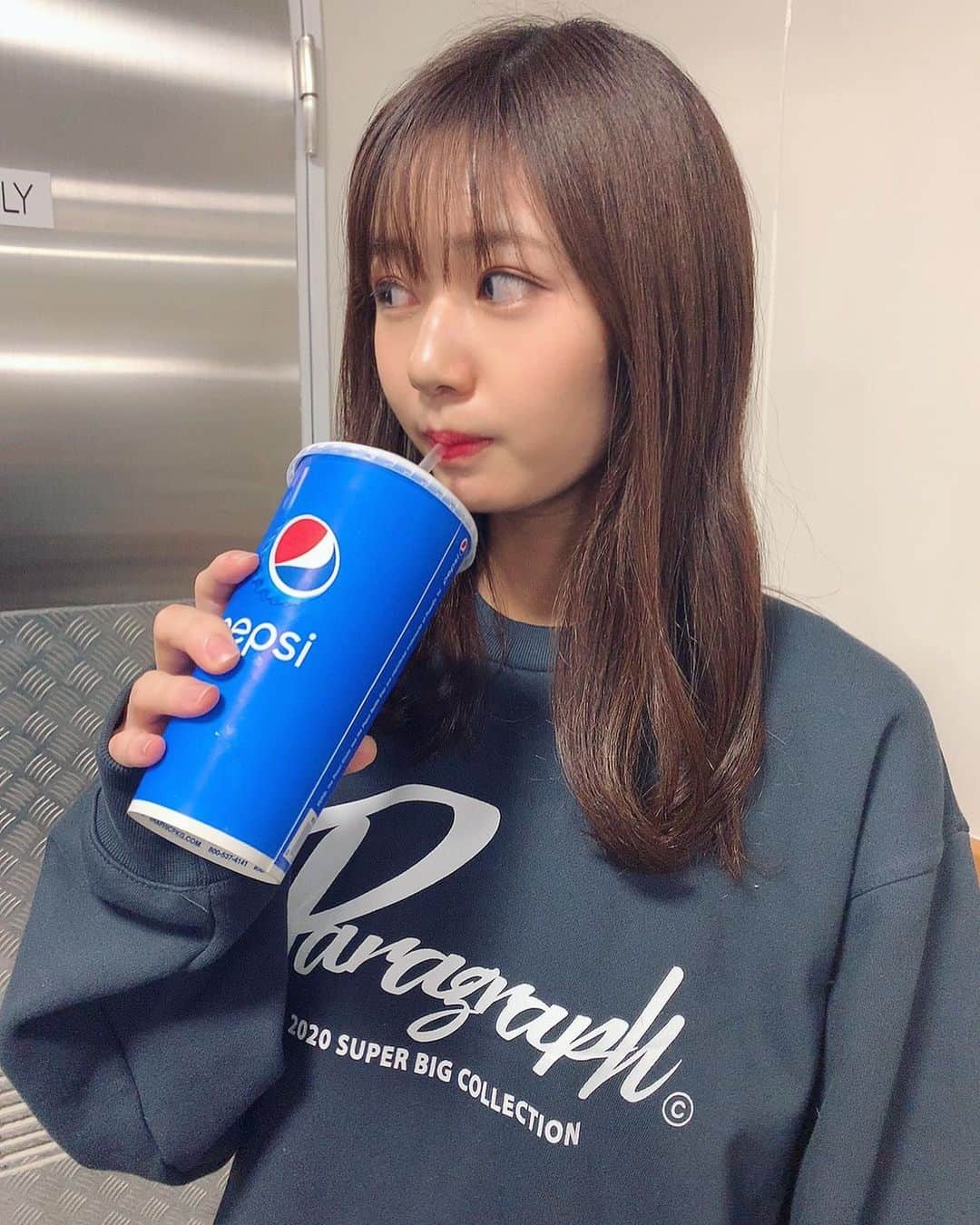 杉浦みずきのインスタグラム：「. コーラは飲めません🙅‍♂️ ・ ・ #ある日のoffday #休日 #コストコ #costco  #paragraph  #ラフコーデ」