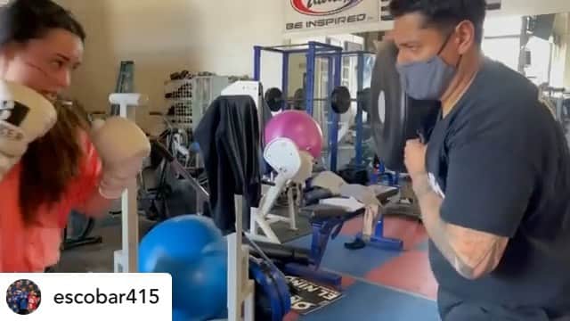 真珠・野沢オークライヤーのインスタグラム