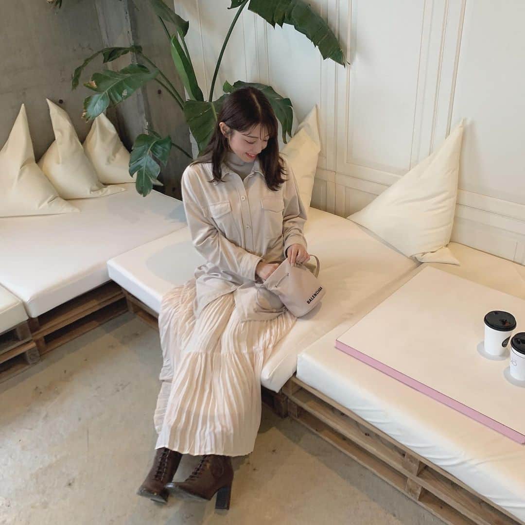 寺田安裕香のインスタグラム：「☕️🌿﻿ ﻿ ﻿ とても癒されるカフェでした☺️﻿ またゆっくり行きたいなぁ♡﻿ ﻿ ﻿ ﻿ ﻿ ﻿ ﻿ ﻿ #葉山 #カフェ #海 #自然﻿ #ootd #fashion #onepiece ﻿ #cafe #smile #happy #bff﻿ #japan #tokyo #japanesegirl ﻿ #좋아요 #팔로미 #粉我 #赞﻿ #오오티디#카페#카페투어」