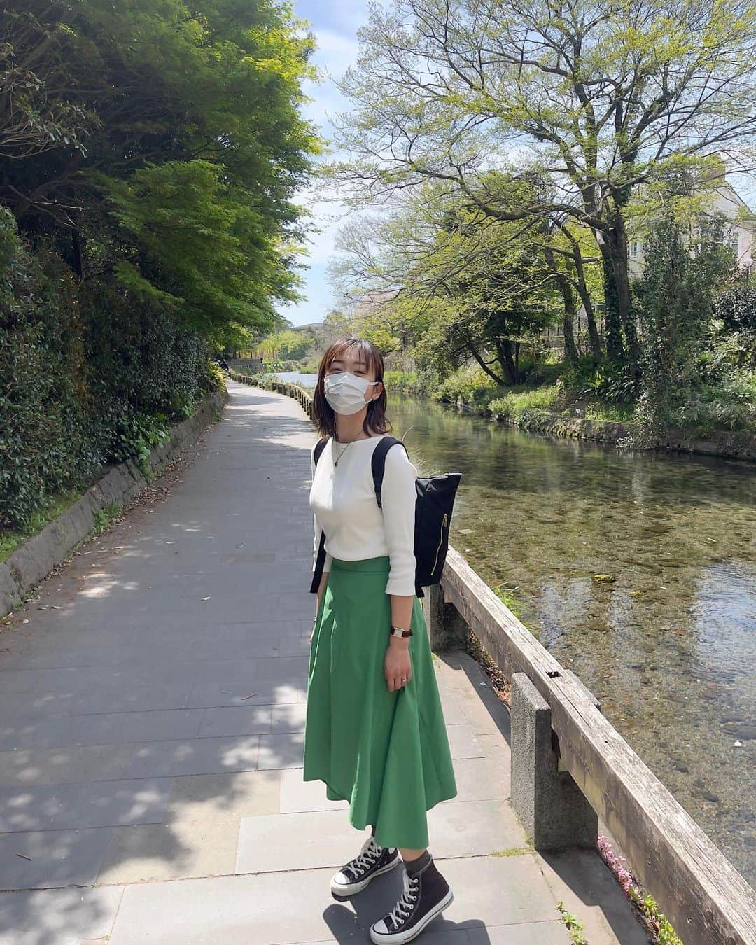 黛英里佳さんのインスタグラム写真 - (黛英里佳Instagram)「﻿ よく晴れたお休みの日に江津湖をお散歩😊﻿ ﻿ 江津湖の水はほんとーに綺麗なんです。﻿ ﻿ 桜も咲いてて気持ち良かったー🌸﻿ ﻿ #江津湖#熊本」3月28日 15時14分 - erikamayuzumi_official