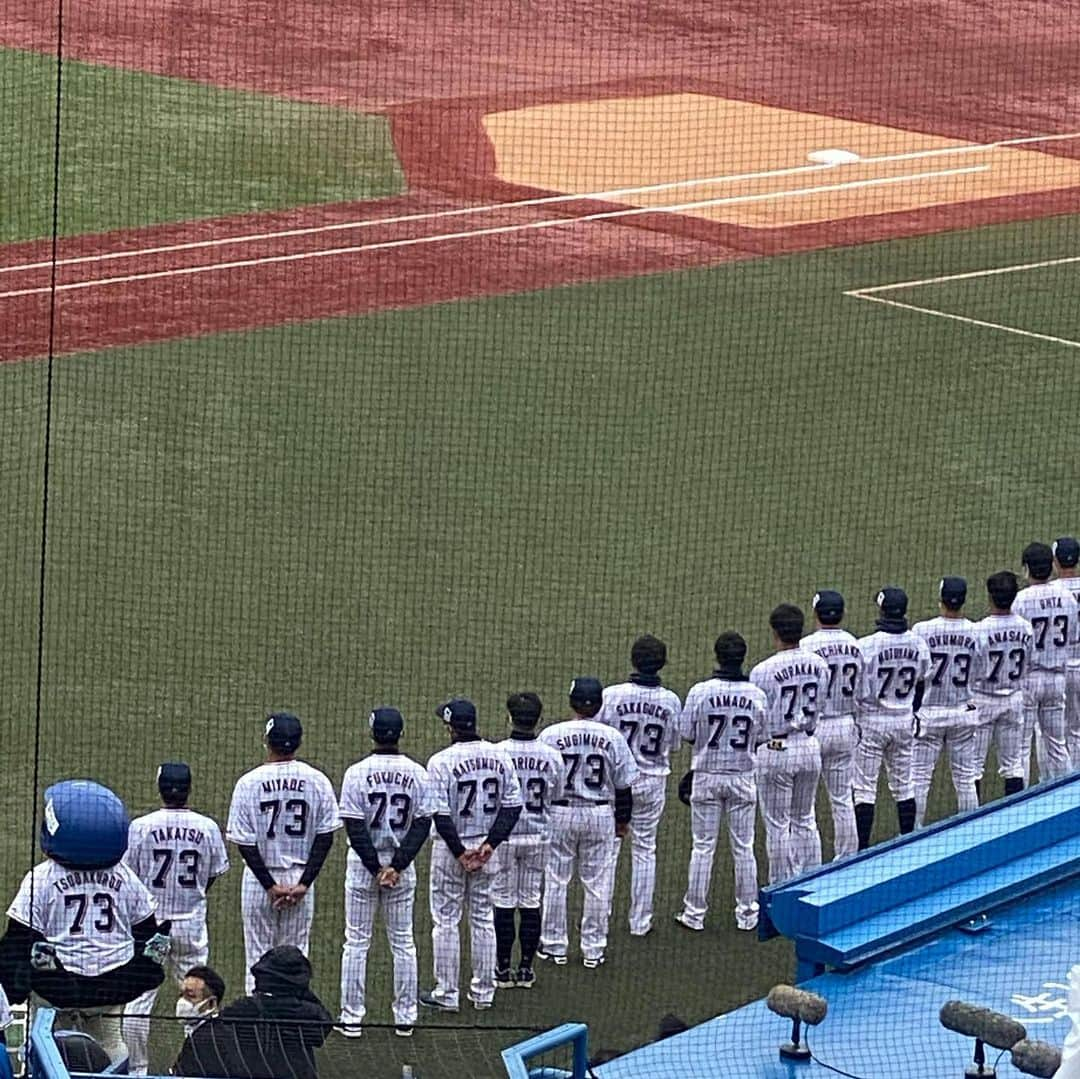 古田敦也さんのインスタグラム写真 - (古田敦也Instagram)「野村克也監督の追悼試合。 監督、コーチ、選手が背番号73のユニフォームを着用。 色々思い出すなぁ。」3月28日 15時52分 - atsuyafuruta