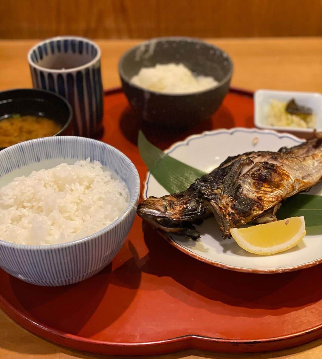有吉弘行さんのインスタグラム写真 - (有吉弘行Instagram)「魚食べてください。」3月28日 11時43分 - ariyoshihiroiki