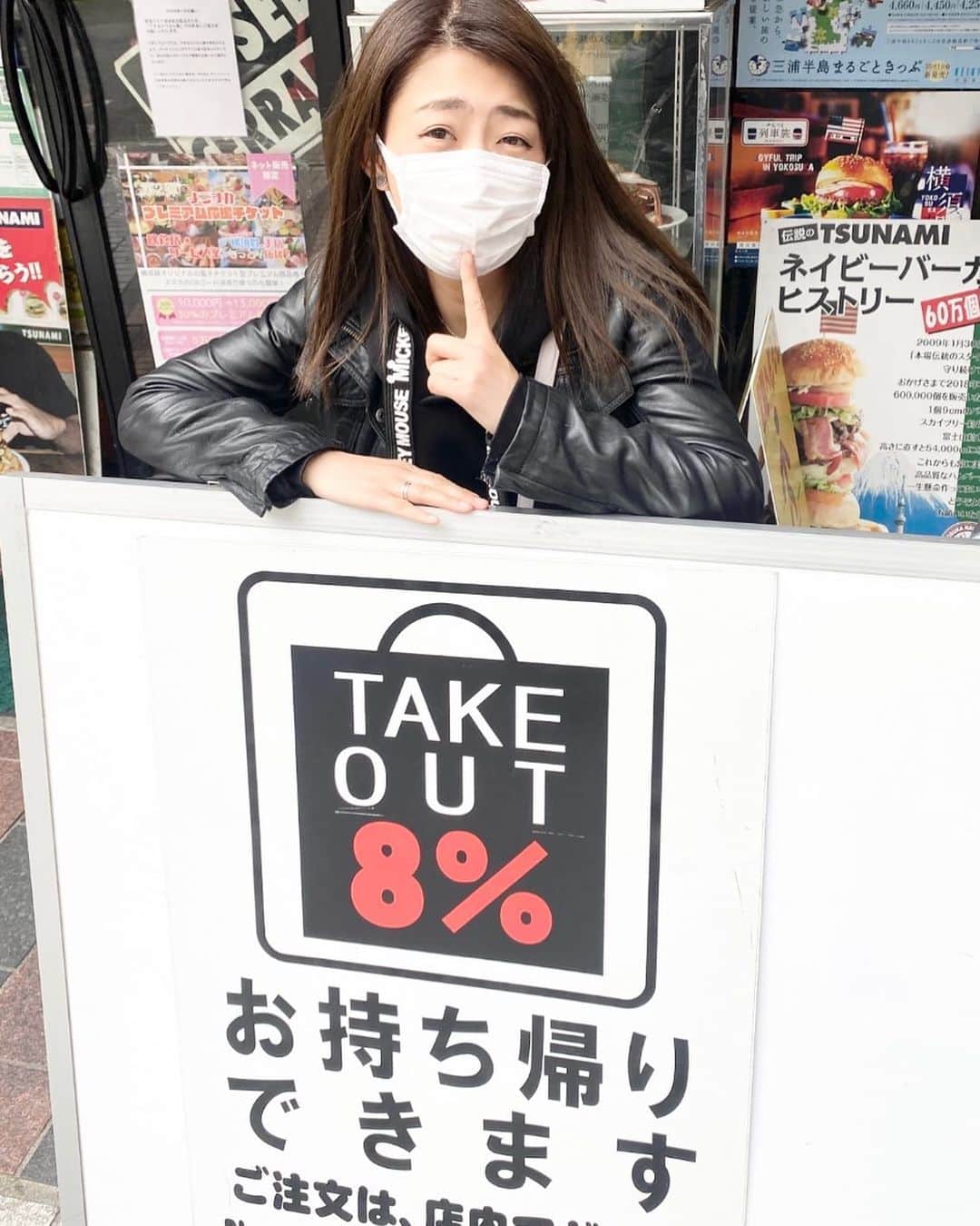 範田紗々さんのインスタグラム写真 - (範田紗々Instagram)「#横須賀でテイクアウト」3月28日 12時20分 - handa_sasa