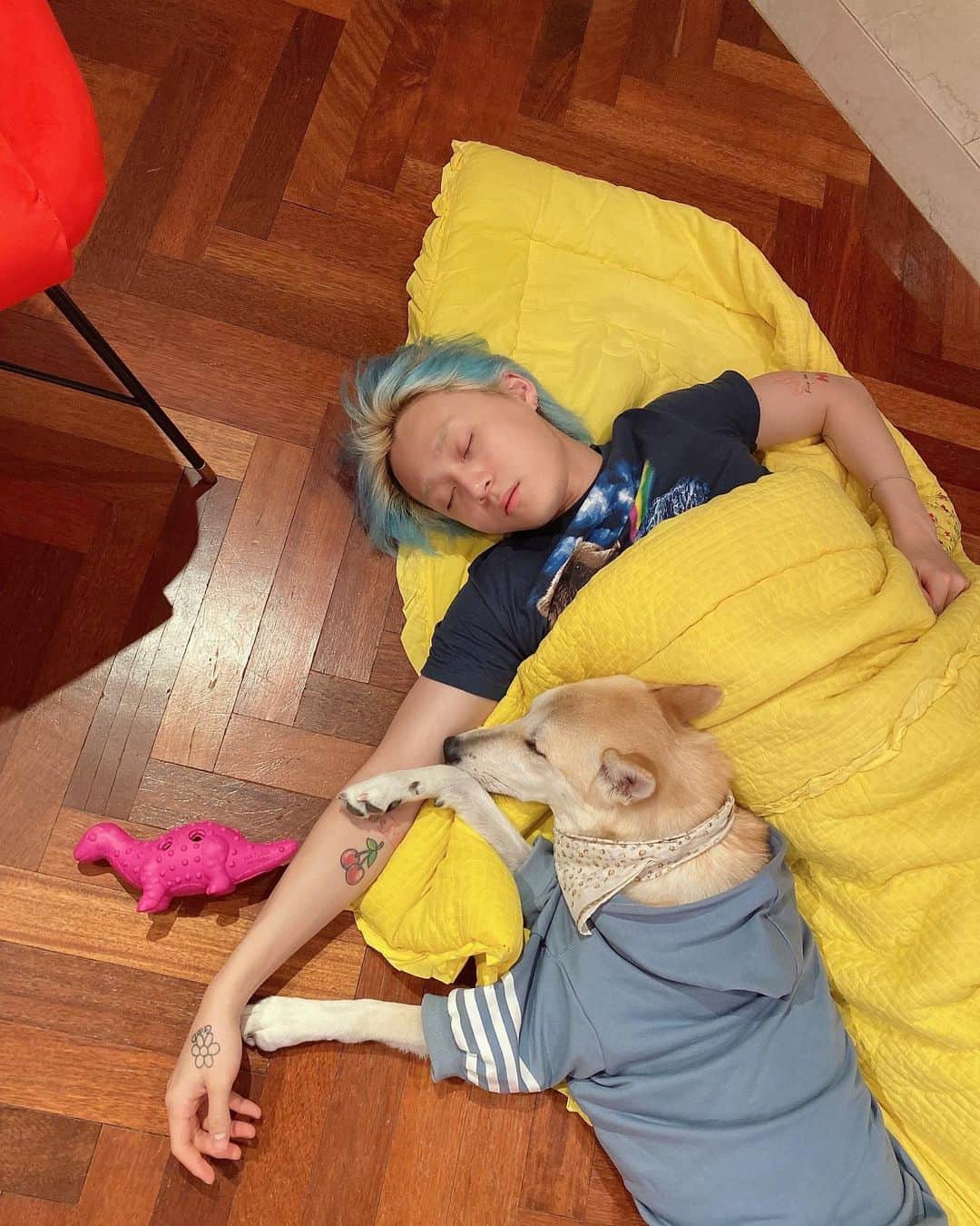 ヒョナ さんのインスタグラム写真 - (ヒョナ Instagram)「🧸💤」3月28日 22時56分 - hyunah_aa