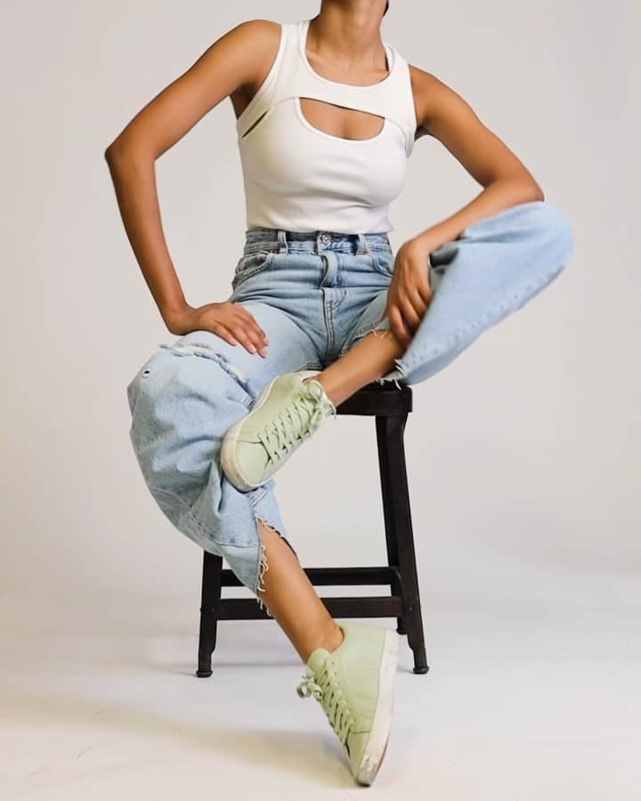 サムエデルマンのインスタグラム：「THE AUBRIE, just dropped in new colors 💚  #SamEdelman #Spring2021」