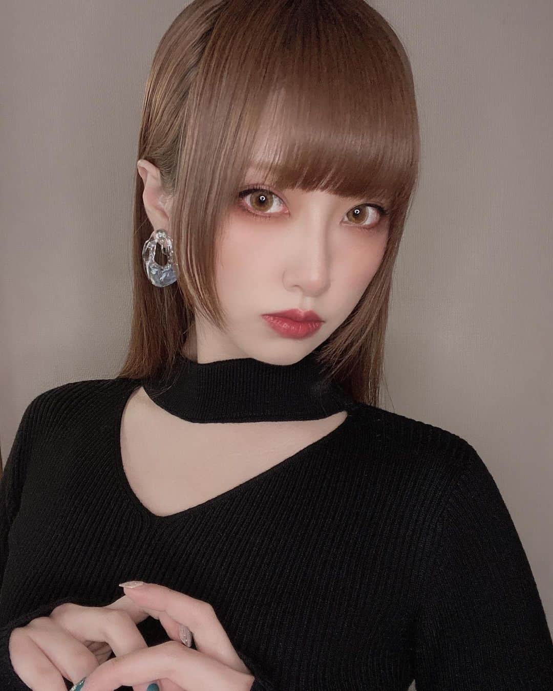 紗雪さんのインスタグラム写真 - (紗雪Instagram)「. earrings▷@mignonnebijoux_accessory  . . . . .  #コスプレイヤー#モデル#被写体#ポートレー#私服#ニット#つり目メイク#アクセサリー#イヤリング#earrings #cosplayer  #cosplaygirl #japanesegirl#followme#instafollowme#spiralgirl#mignonnebijoux#accessory#teamo」3月5日 3時01分 - sayuki_cos