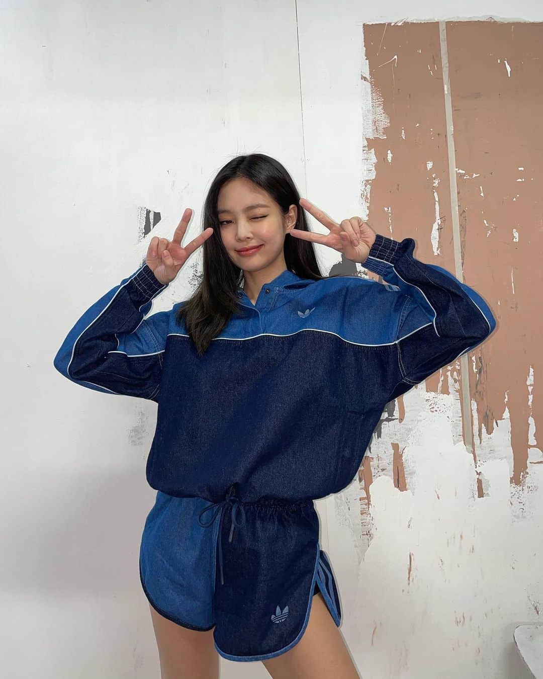 ジェニーさんのインスタグラム写真 - (ジェニーInstagram)「WATCH US MOVE #adidasRYV #createdwithadidas」3月5日 17時18分 - jennierubyjane